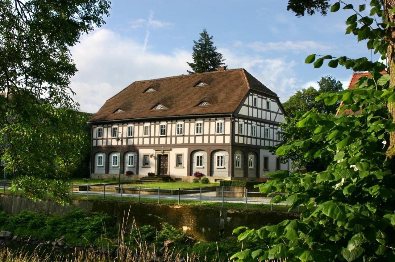 Komfort-Ferienwohnung "Zur Schmiedebruecke" Großschönau Esterno foto