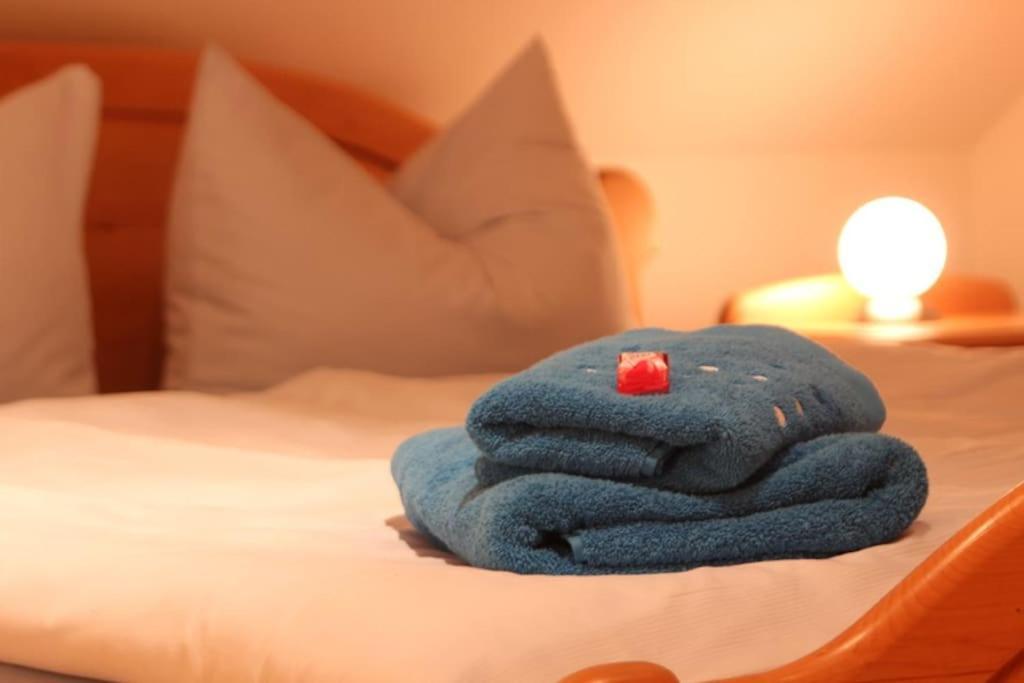 Komfort-Ferienwohnung "Zur Schmiedebruecke" Großschönau Esterno foto