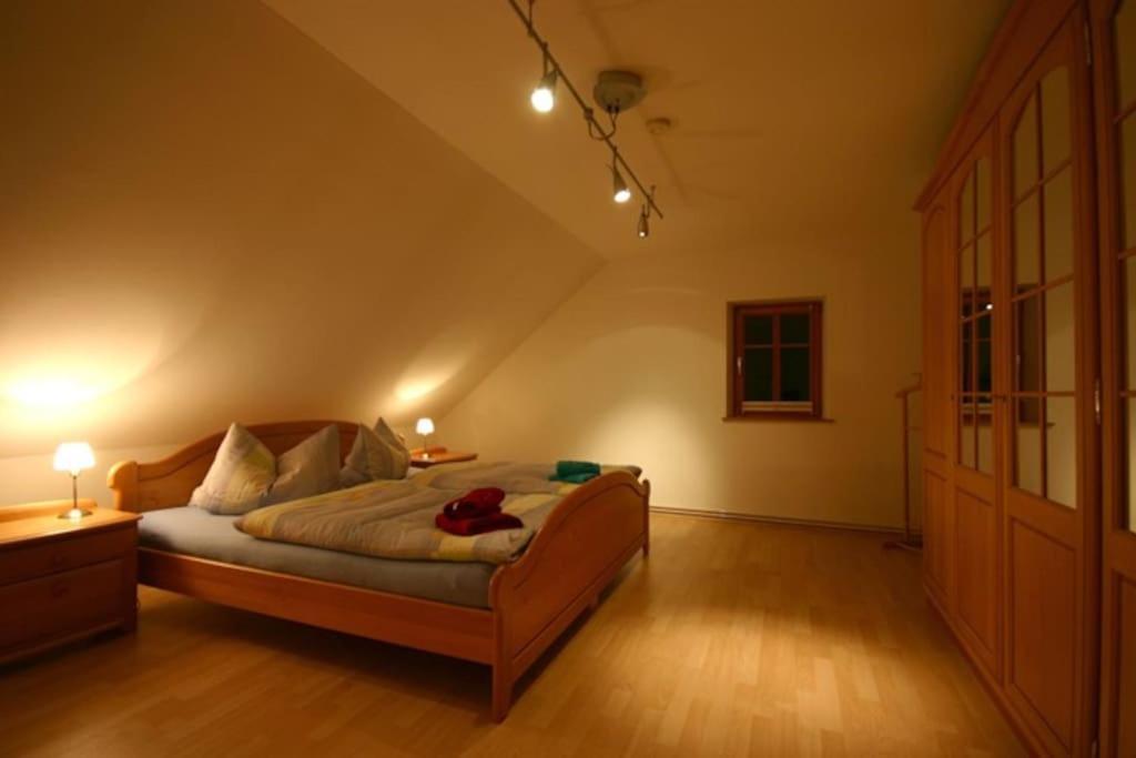 Komfort-Ferienwohnung "Zur Schmiedebruecke" Großschönau Esterno foto
