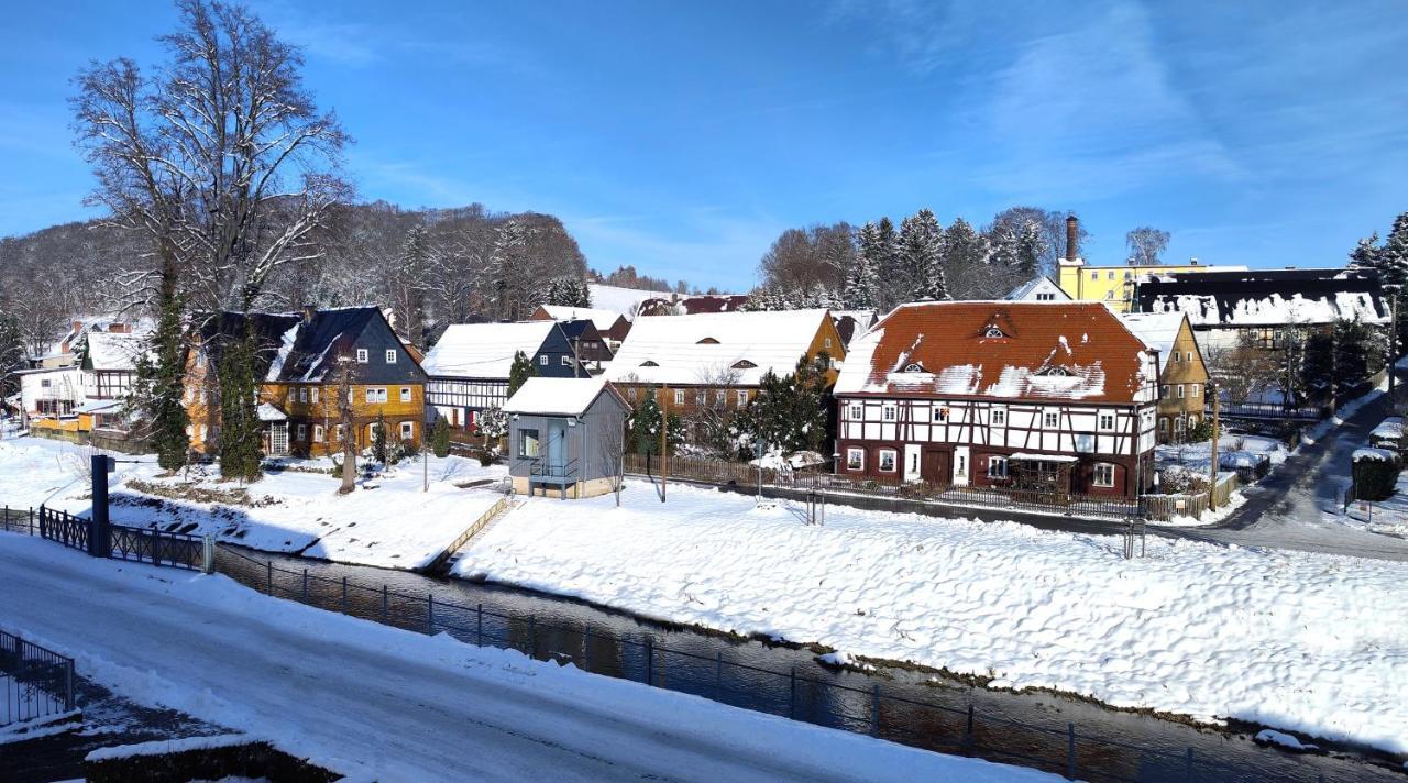 Komfort-Ferienwohnung "Zur Schmiedebruecke" Großschönau Esterno foto
