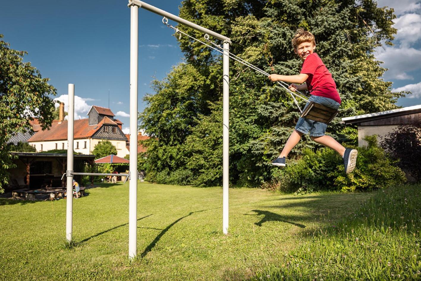 Komfort-Ferienwohnung "Zur Schmiedebruecke" Großschönau Esterno foto